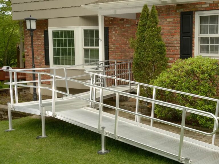 Wheelchair-Ramp-in-Front-of-Home